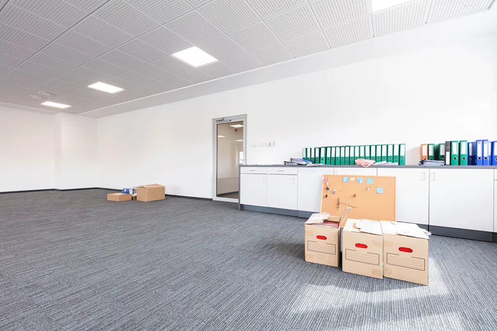 LED Standort-Umzug: Beleuchtung installieren im Unternehmen